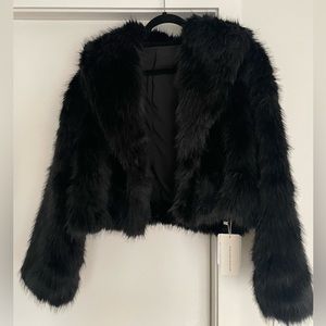 Commense cropped faux fur coat